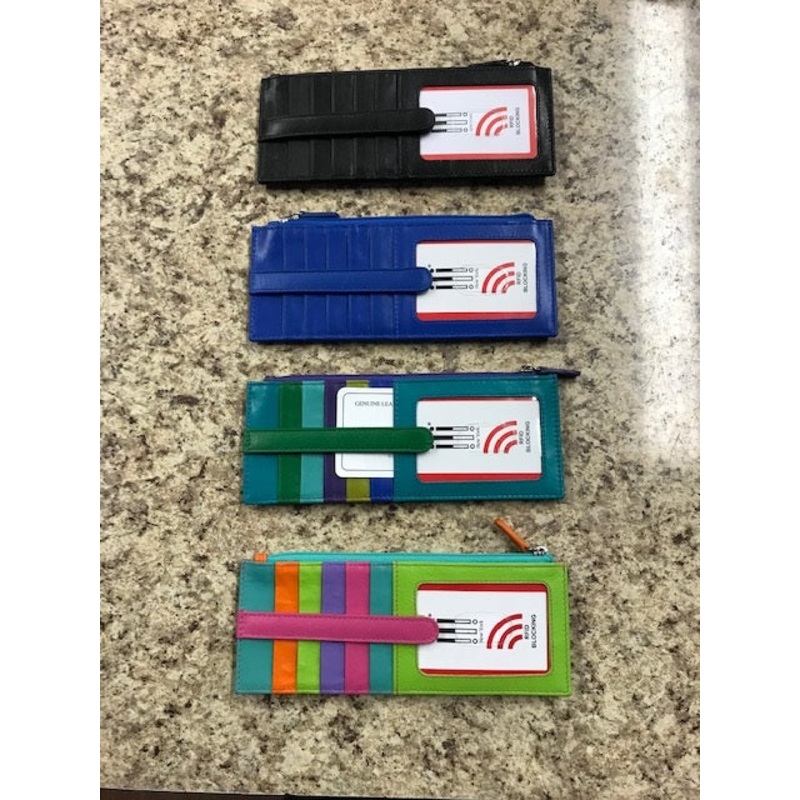 ILI RFID-Blocking Stacker Card Case With Zippered Pocket and ID window 7800