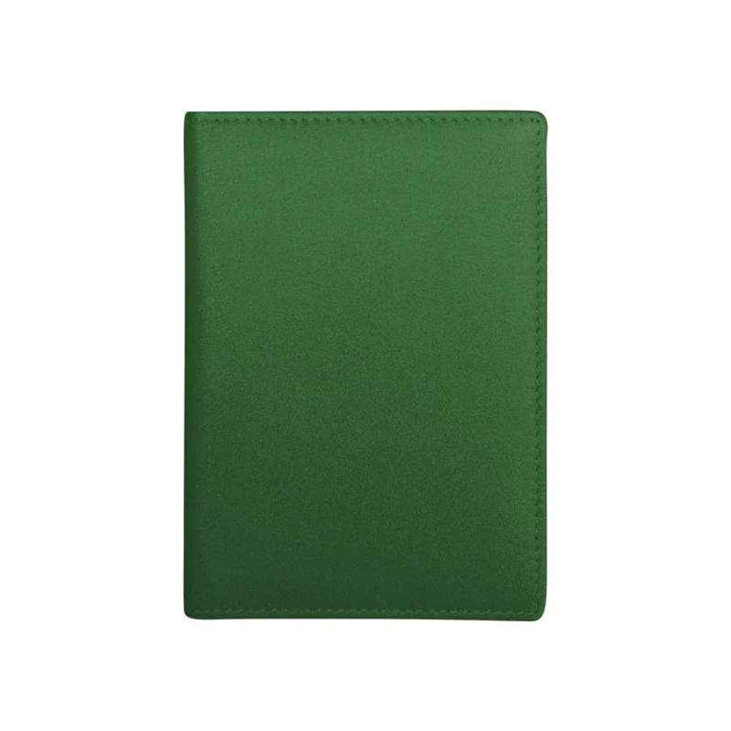 ILI New York RFID Leather Passport Wallet w/ID Window - Emerald