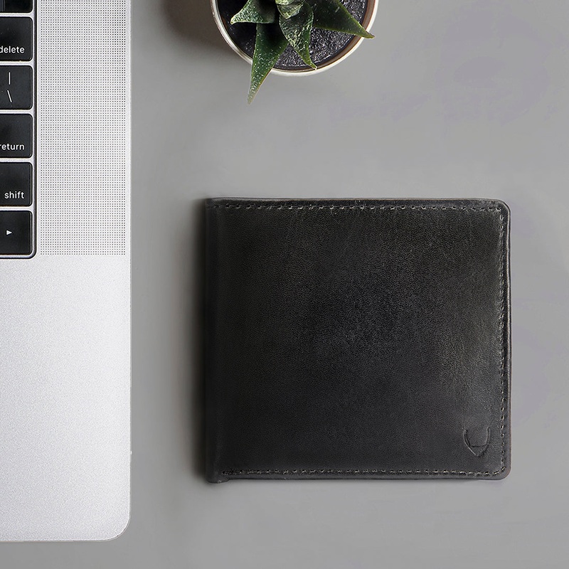 17 BI-FOLD WALLET