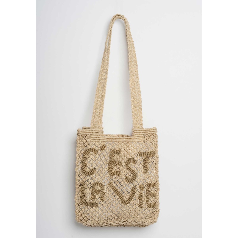 Cara Cest La Vie Nat