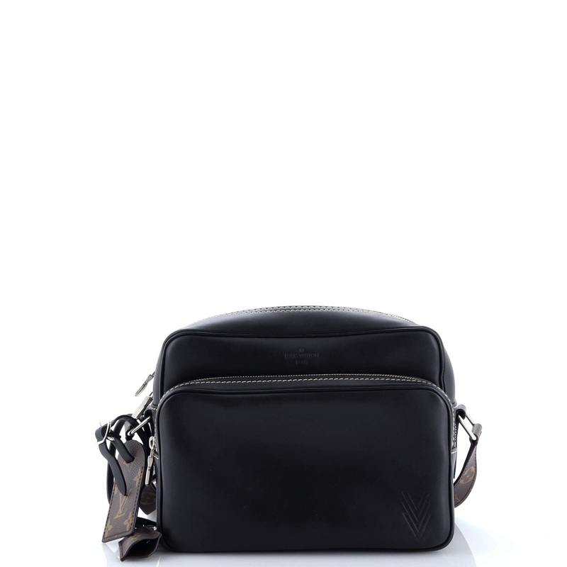 Nil Messenger Bag Leather with Monogram Canvas PM