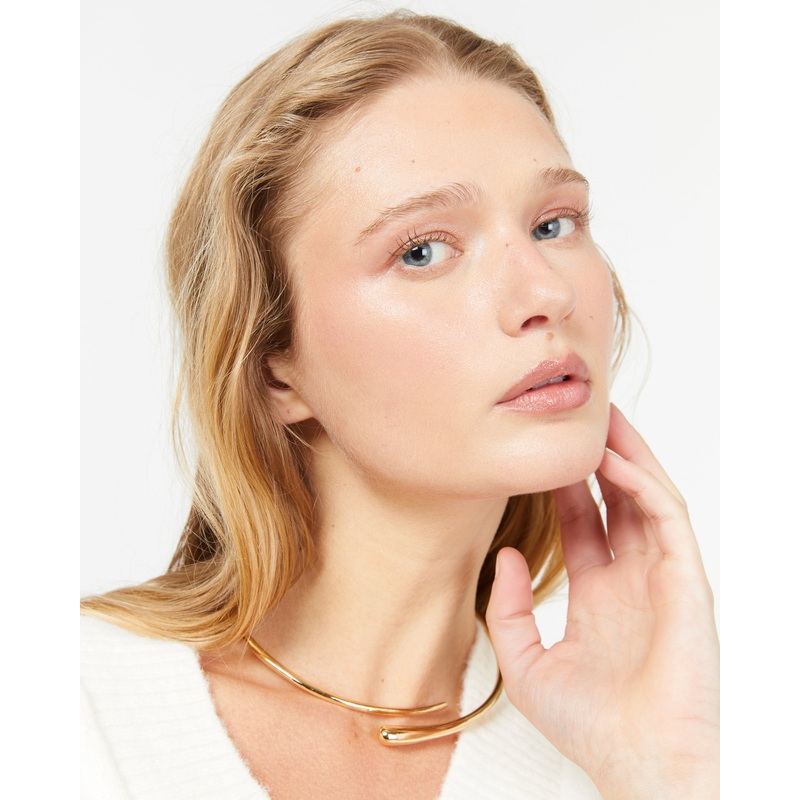 Briana collar tipo choker rgido