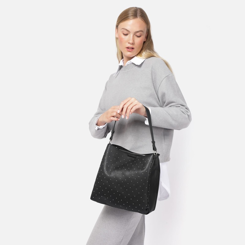 Nicoleta bolso hobo con asa bandolera y detalles metlicos