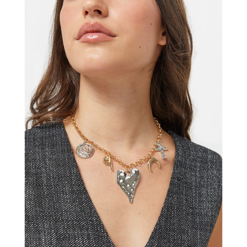 Yuri collar corto bicolor con detalles maxi