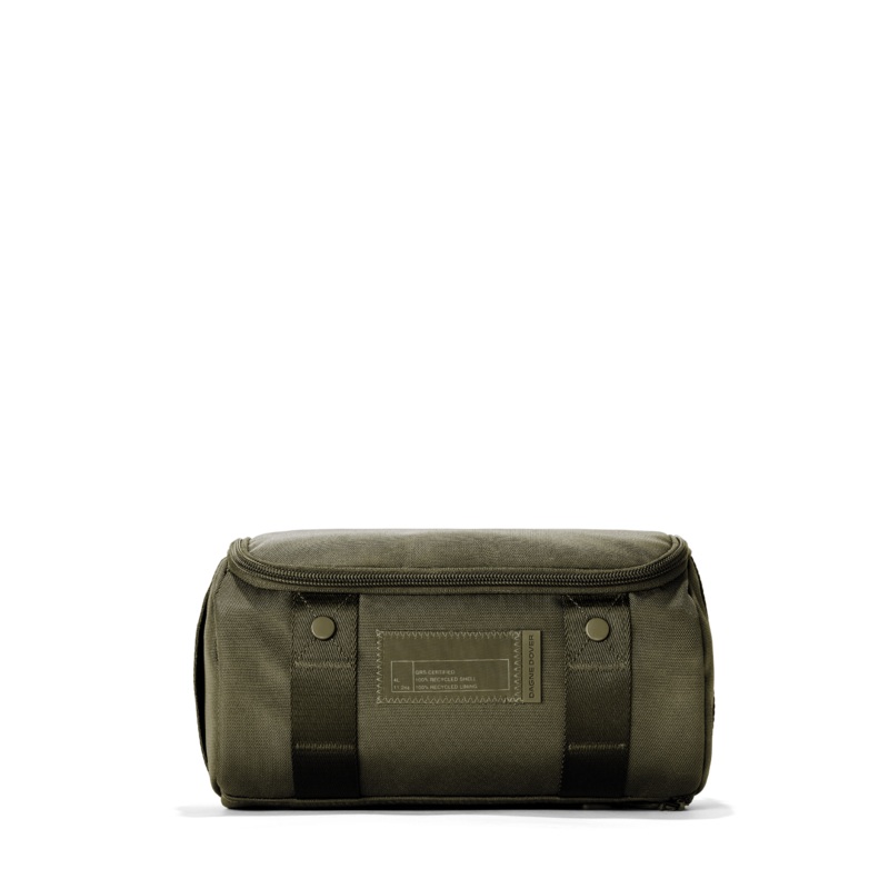 Seoul Dopp Kit in Dark Moss, Large