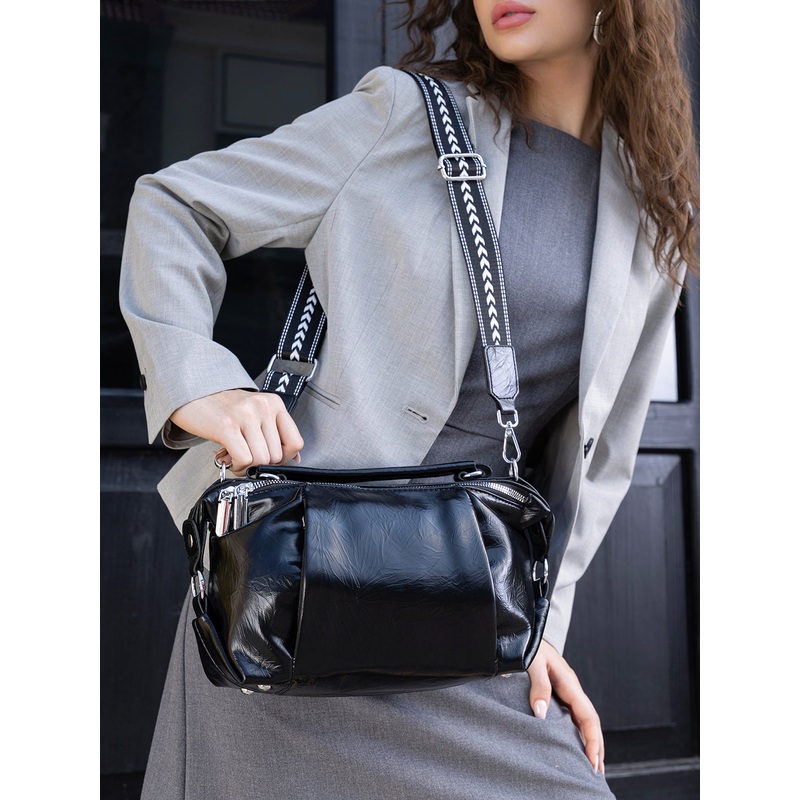 The Clairemont Hand Bag - Onyx Black