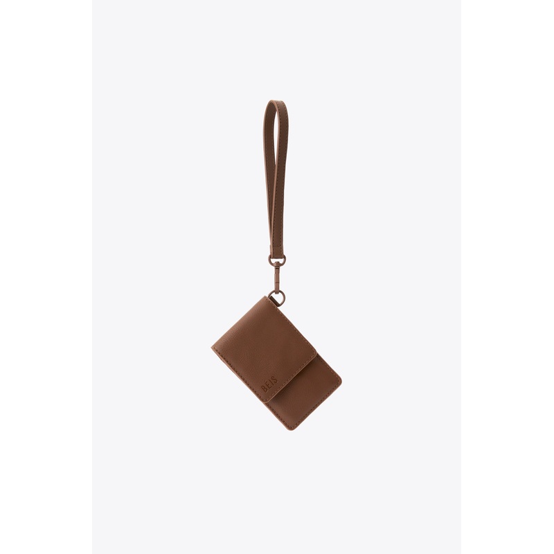 The ID Wristlet in Maple