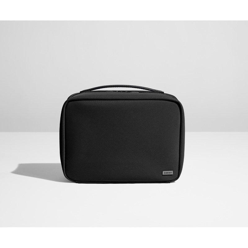 The Hanging Toiletry Bag