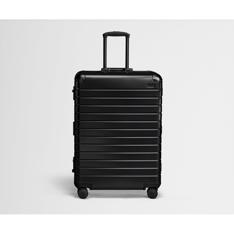 The Large: Aluminum Edition in Onyx Black