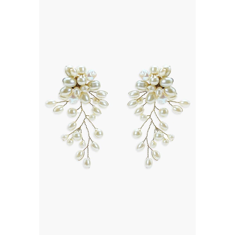 Pretty in Pearls Earrings