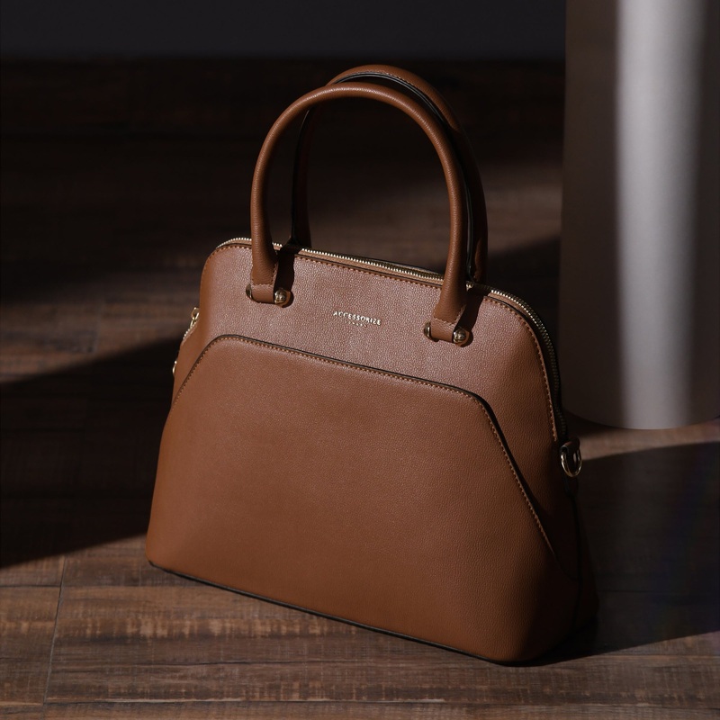 Accessorize London Women's Faux Leather Tan Thea handheld bag