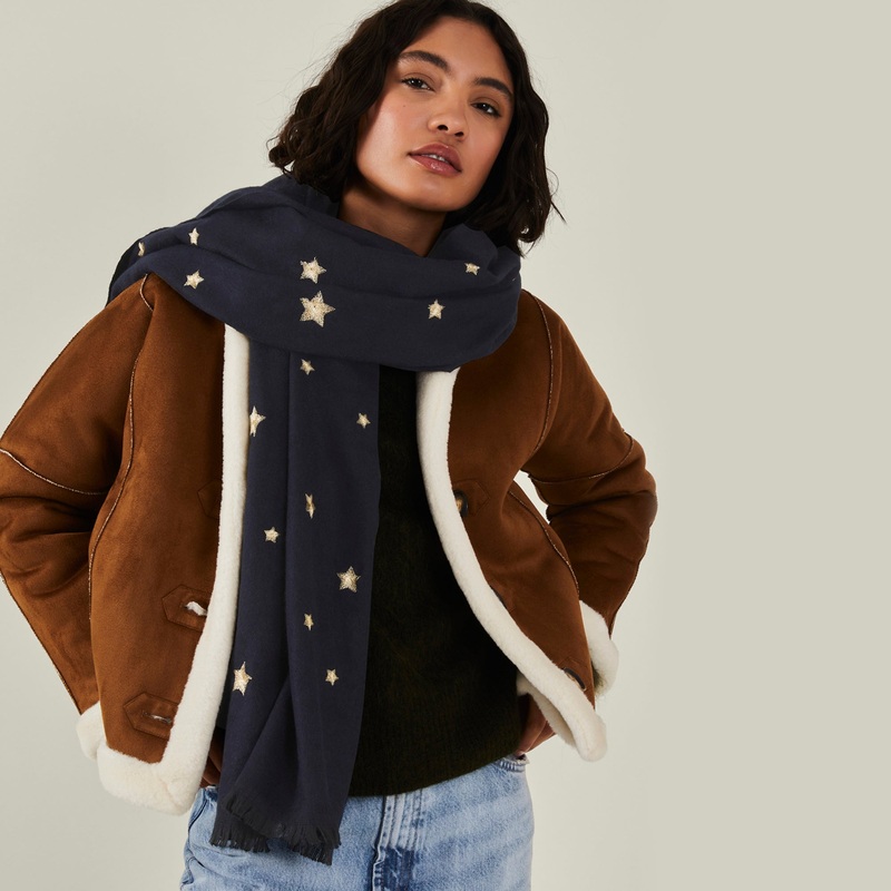 Star Embroidered Blanket Scarf