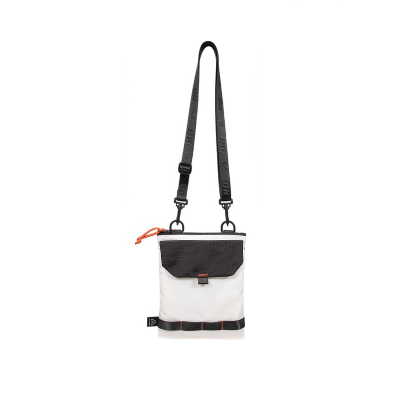 Doughnut Teleport Crossbody - White