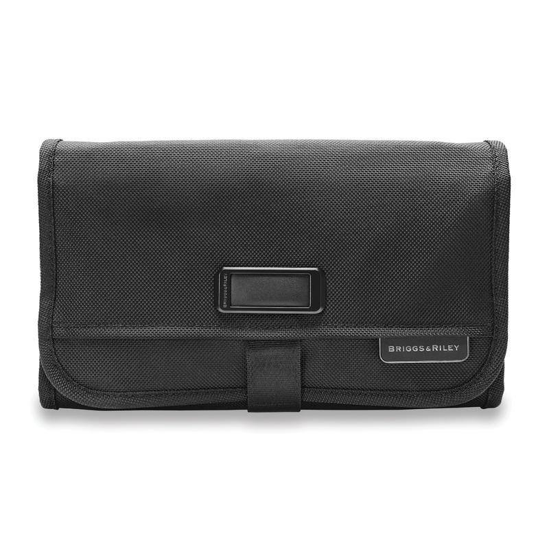 Briggs & Riley Baseline Hangable Kit