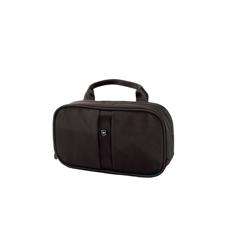 Victorinox Lifestyle Accessories 4.0 Overnight Essentials Kit