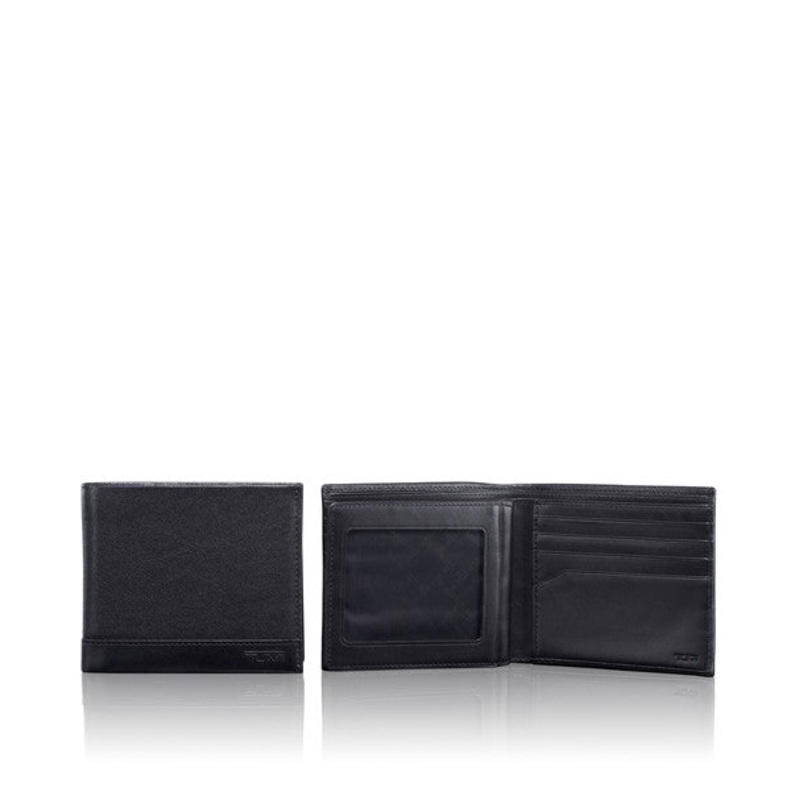 TUMI Rivington Global Center Flip ID