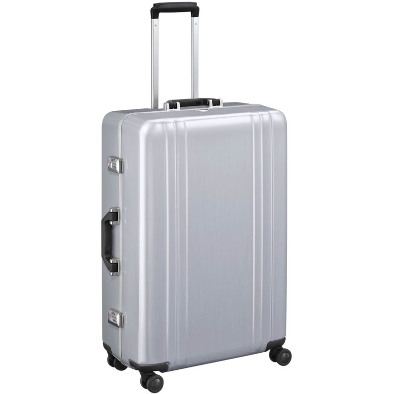 Zero Halliburton Classic Polycarbonate 2.0 28In 4-Wheel Travel Case