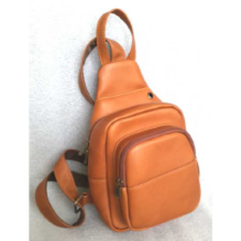 Vaquetta Leather Crossbody Sling
