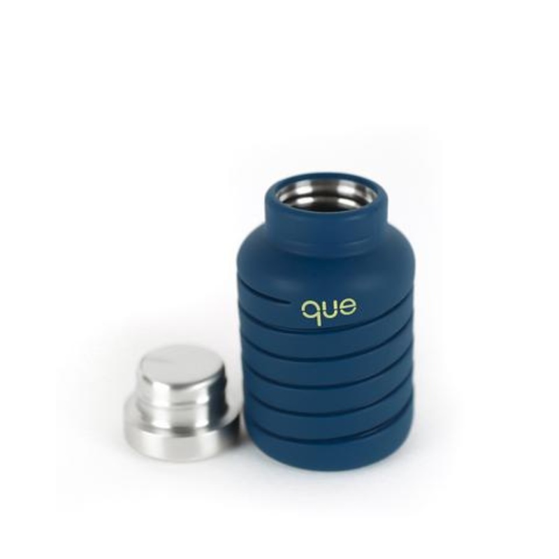 que Bottle 20oz Water Bottle Midnight Blue