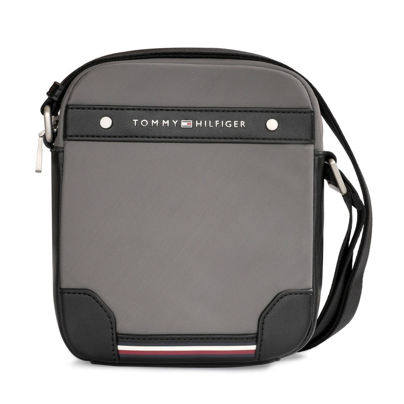 Tommy Hilfiger Amadora Crossbody