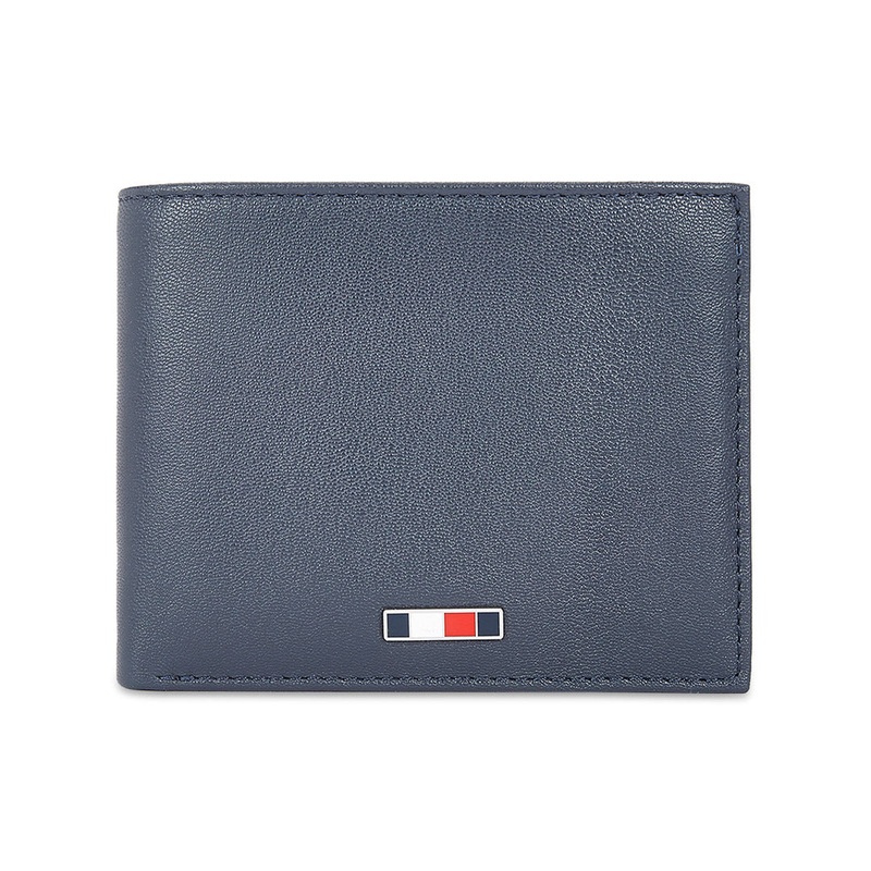 Tommy Hilfiger Vilyuy Men's Leather Passcase Wallet